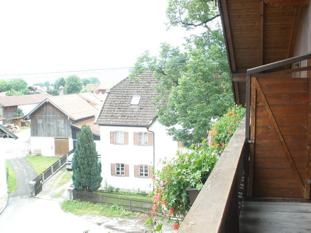 Отель Alpengasthof Zur Loisach Grossweil Номер фото